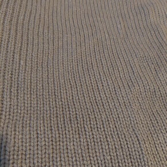 Woman's Small Vest  - Picture 8 of 15